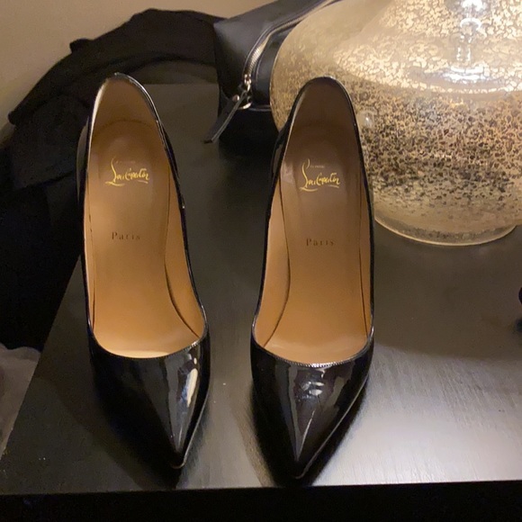 Christian Louboutin So Kate Black Patent Pumps 41 EUR - Picture 6 of 13